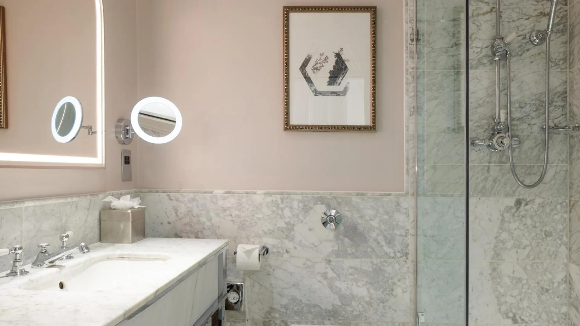 *****  The Caledonian Edinburgh, Curio Collection By Hilton Hotel United Kingdom