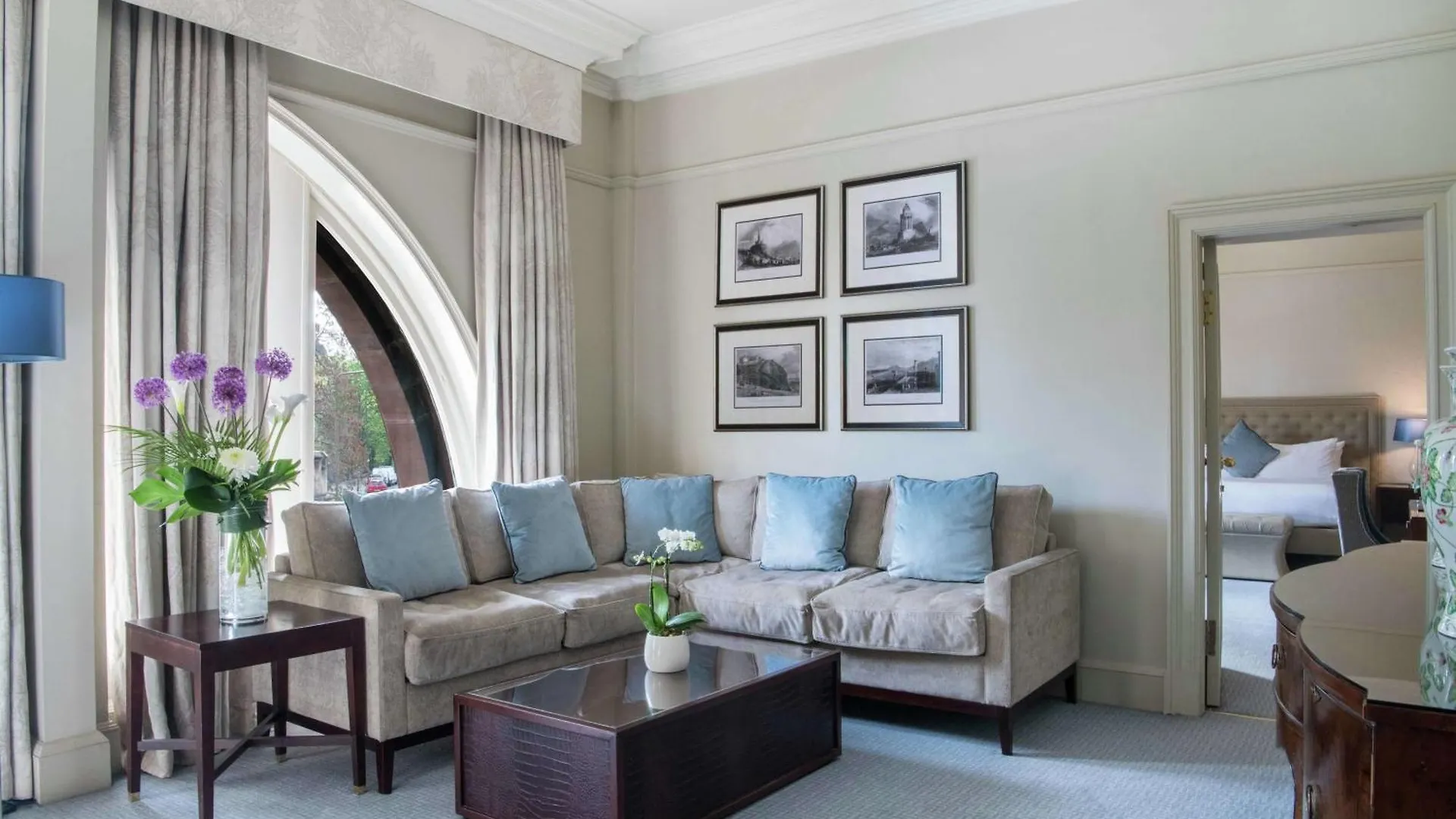 Отель The Caledonian Edinburgh, Curio Collection By Hilton 5*, Эдинбург