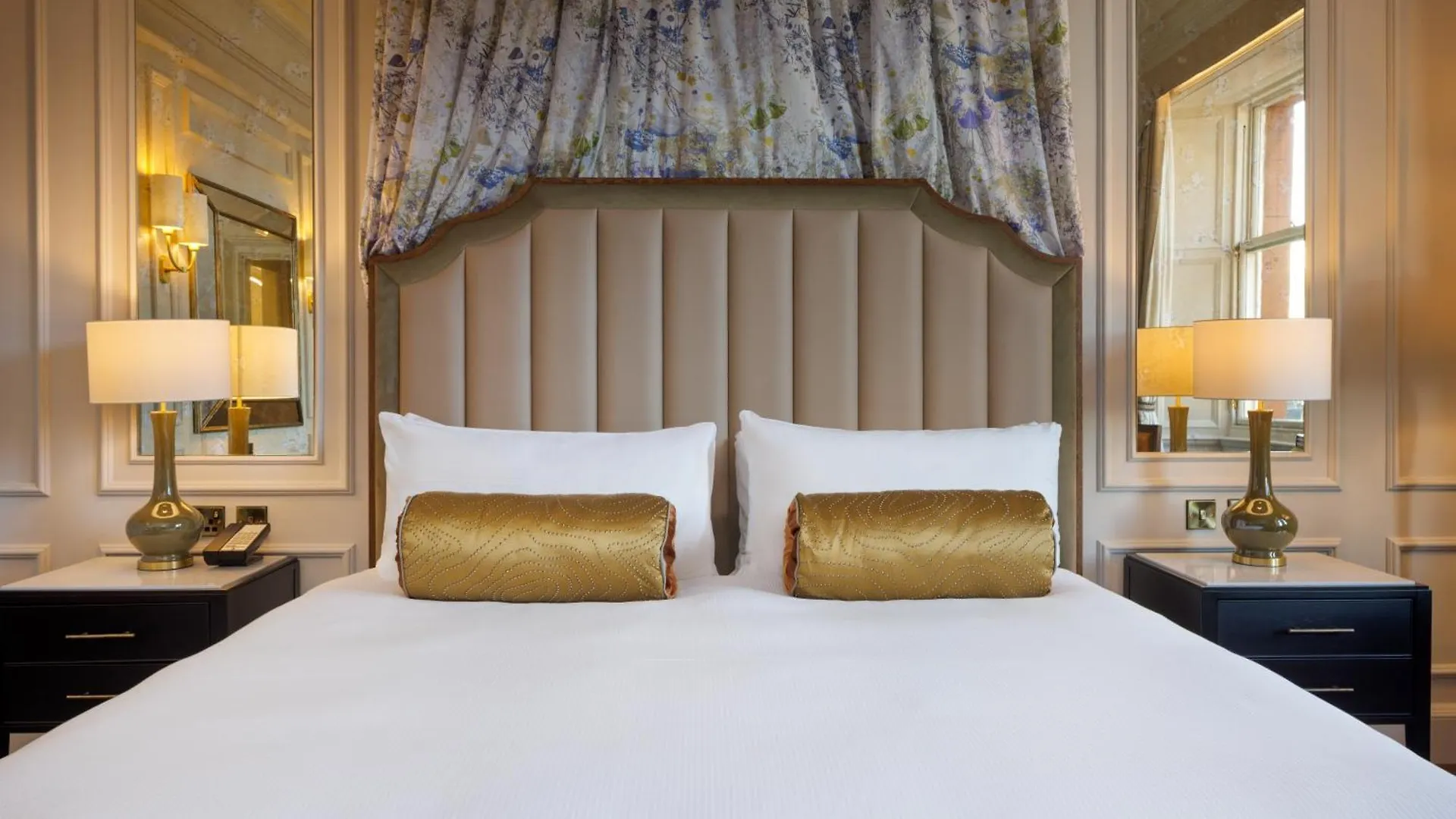 Отель The Caledonian Edinburgh, Curio Collection By Hilton