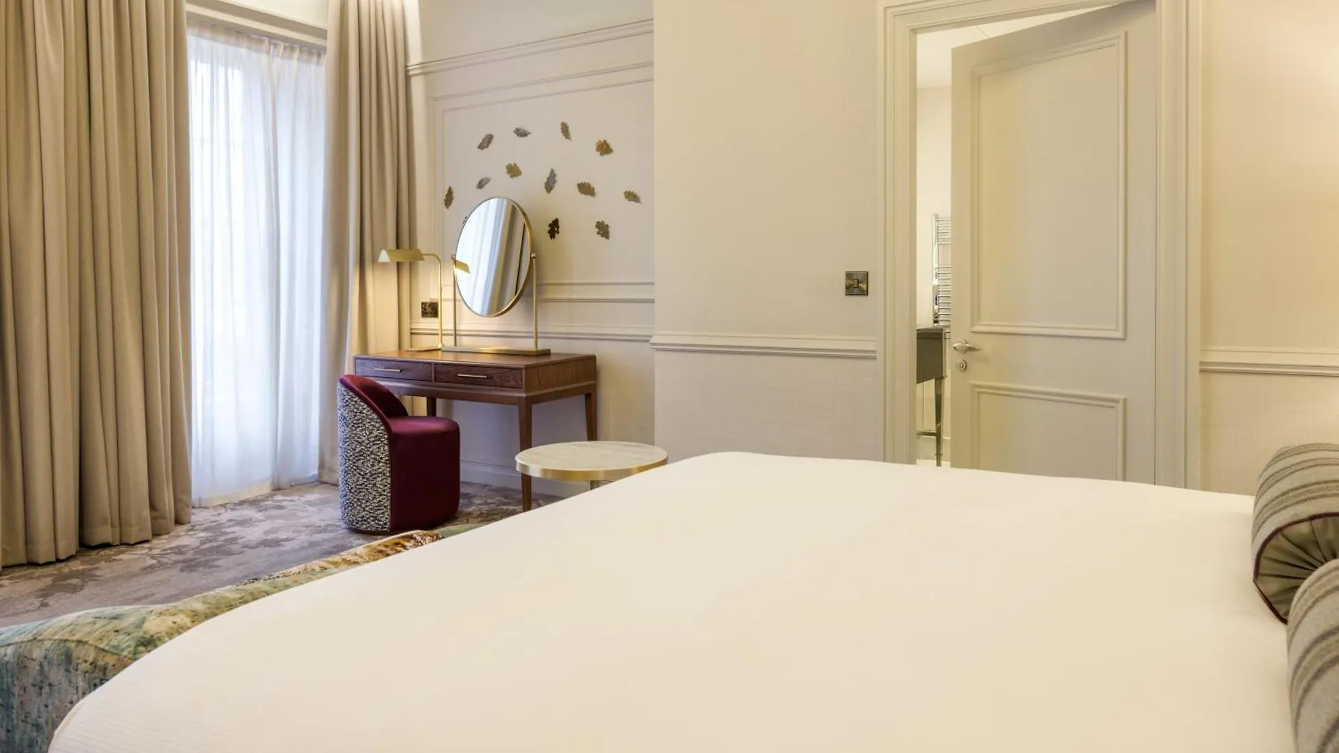 Отель The Caledonian Edinburgh, Curio Collection By Hilton