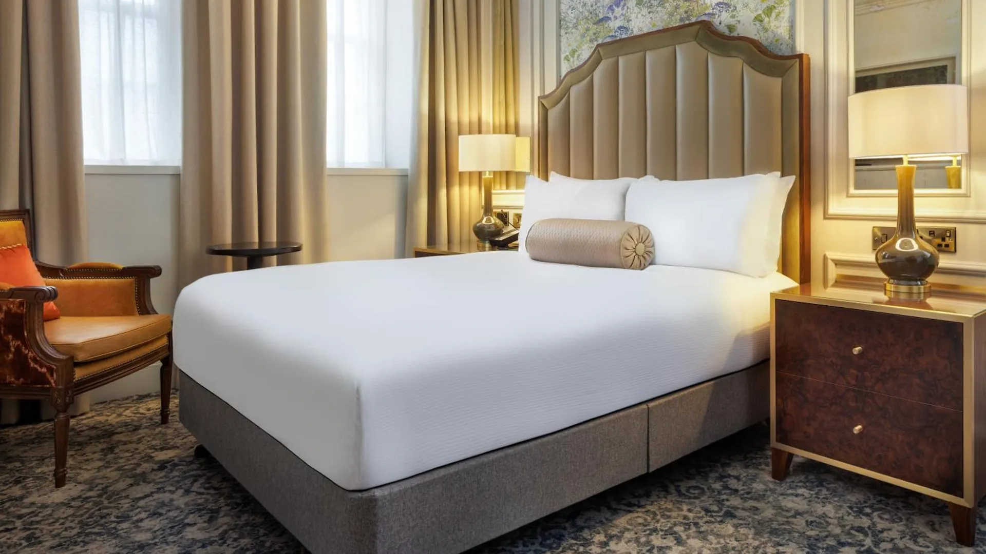 Отель The Caledonian Edinburgh, Curio Collection By Hilton 5*, Эдинбург