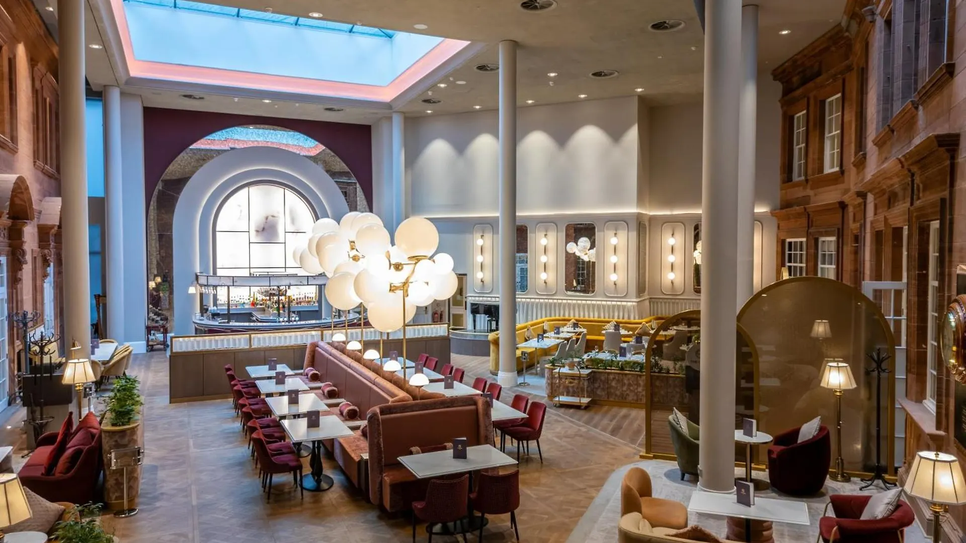 Отель The Caledonian Edinburgh, Curio Collection By Hilton Великобритания