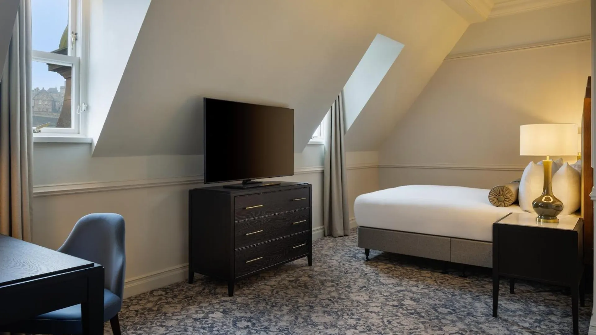 Отель The Caledonian Edinburgh, Curio Collection By Hilton