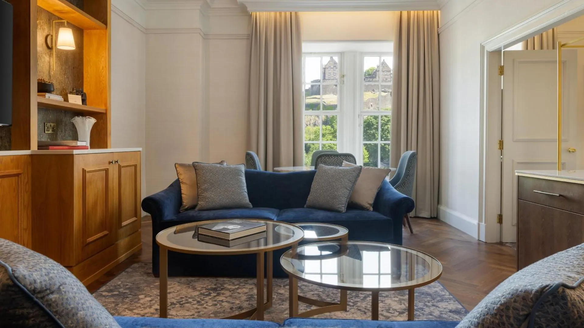 Отель The Caledonian Edinburgh, Curio Collection By Hilton Эдинбург