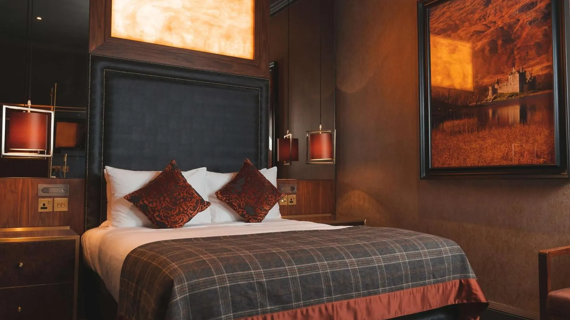 Hotel The Caledonian Edinburgh, Curio Collection By Hilton 5*, EDI Großbritannien