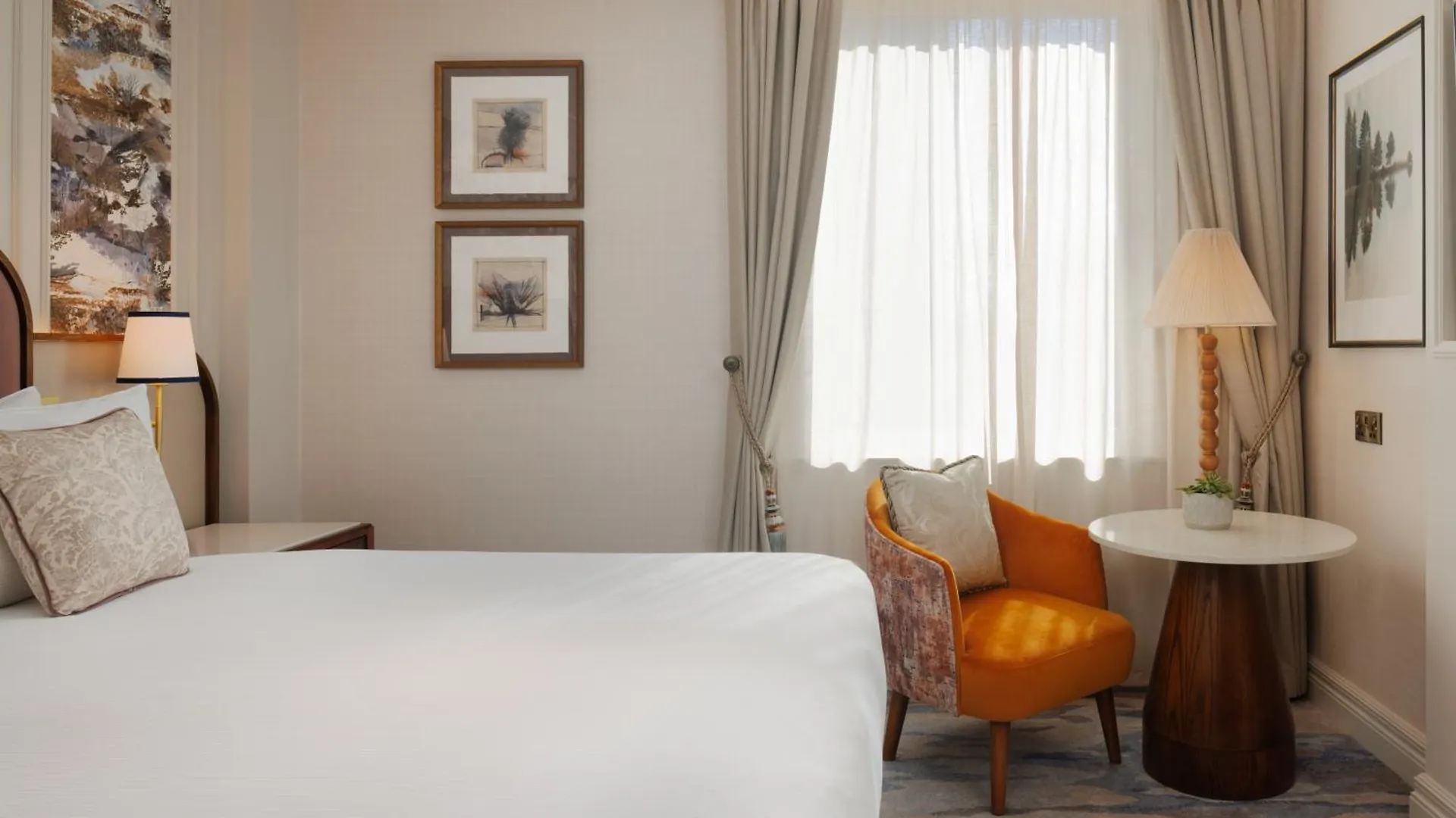 Hotel The Caledonian Edinburgh, Curio Collection By Hilton 5*, EDI Großbritannien